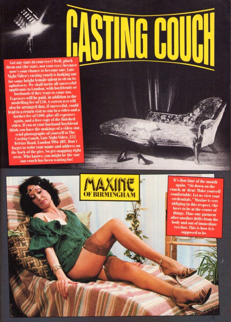 Amateur Vintage MILF - Stockings Upskirt & High Heels